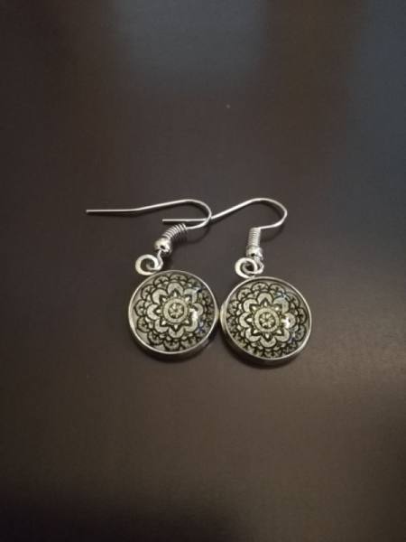 Uhančki mandala - 1 848