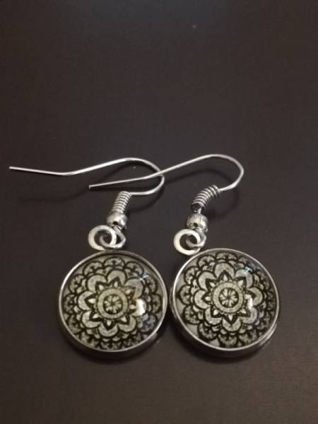 Uhančki mandala - 1 847