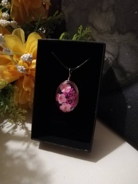 Ogrlica iz suhega cvetja - roza 521