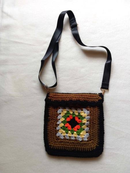 Kvačkana unikatna torbica za čez rame - 5 2359