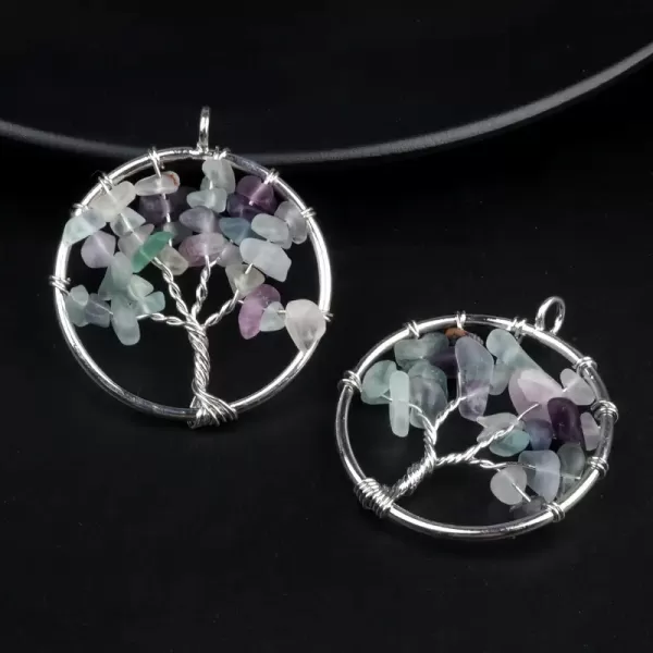 Drevo Življenja v obesku 