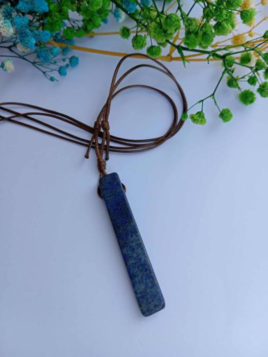 Obesek iz lapis lazulija – Kamen resnice, modrosti in notranjega glasu 5560