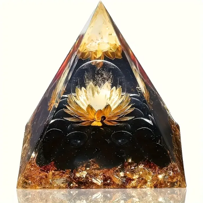 Orgonitna piramida iz obsidiana z motivom lotusa 6085